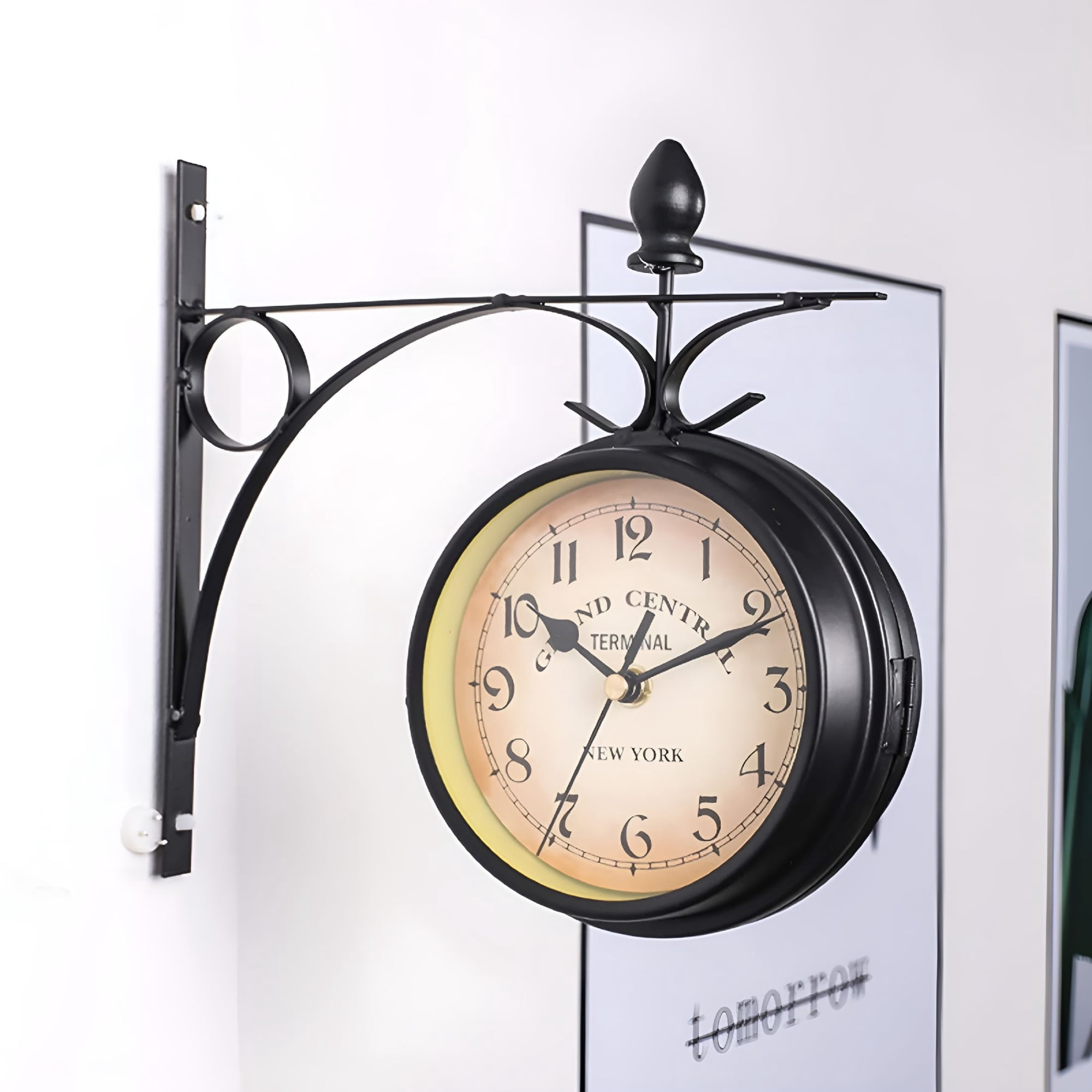DESIGNICE Two-Sided Station Clock, Vintage Iron Grandfather Bracket Decorative Wall Clock, Silent Movement Double-Sided Timepiece for Living Room Hallway, 12.12 x 7.5 cm