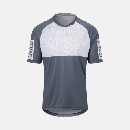 Giro Roust 3/4 Jersey - Women's Cycling Jersey, Pull-On Closure
