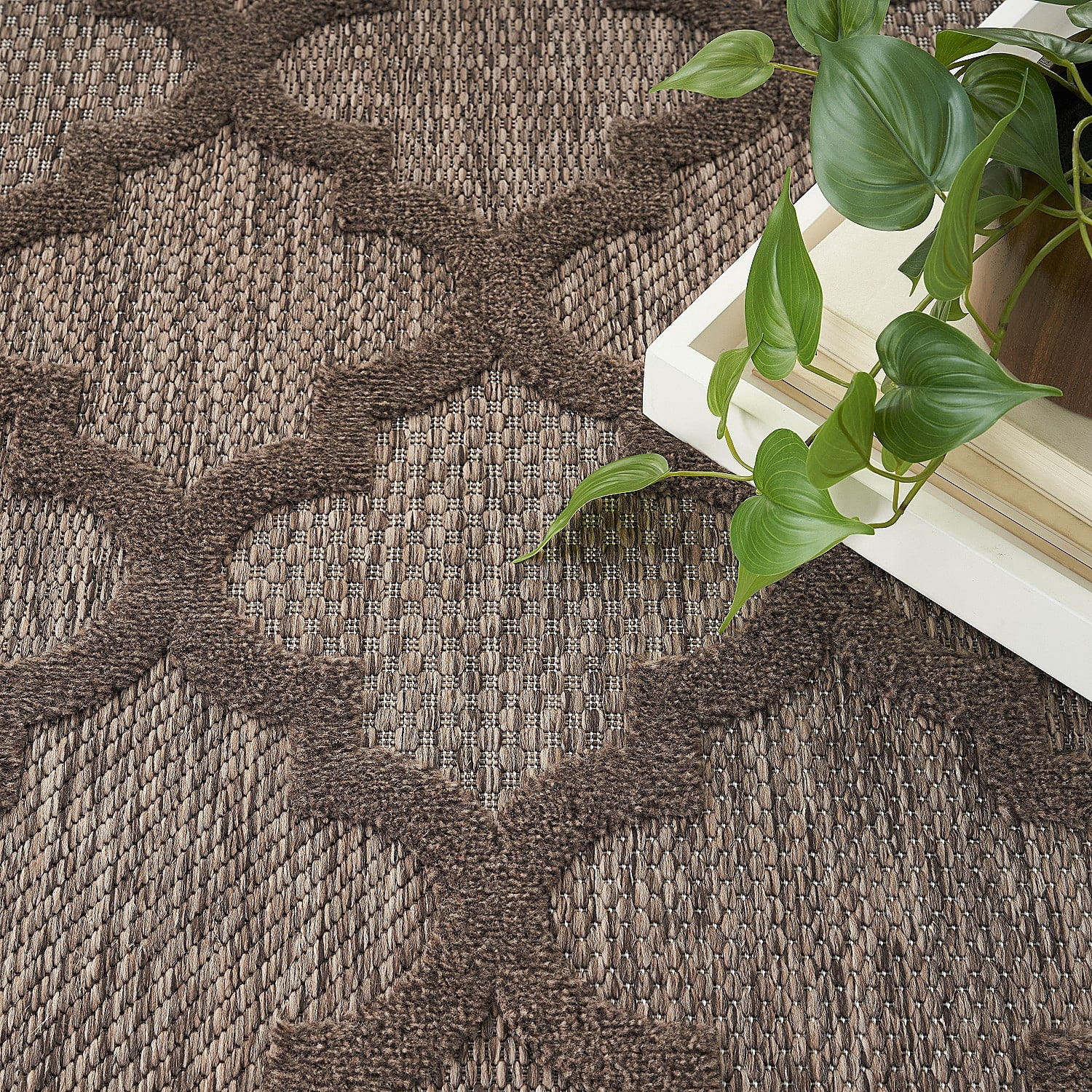 Nourison Easy Care Modern Indoor/Outdoor Brown 8' x 10' Area Rug (8x10)