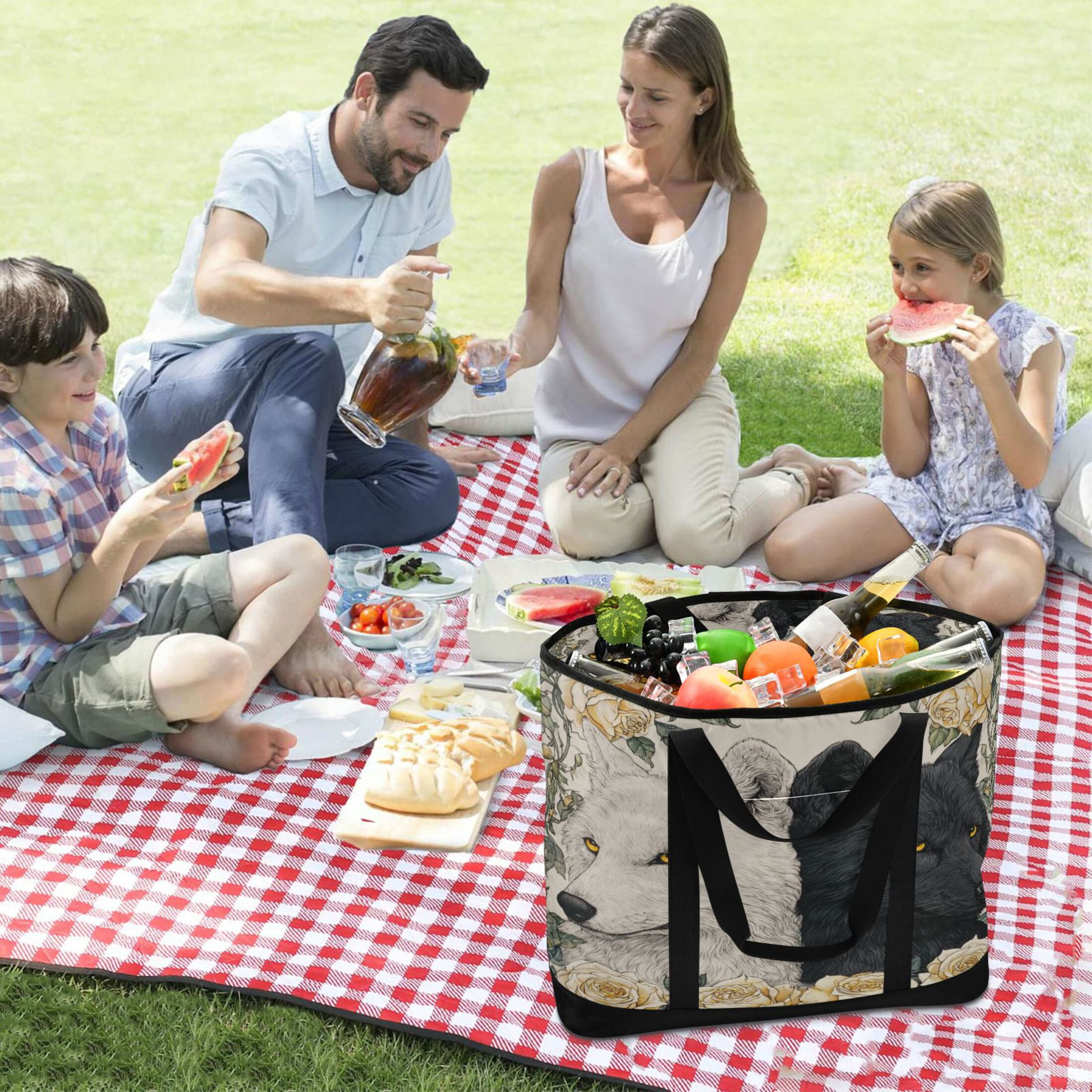 Extra-Large Wide Opening Design Capacity Hand-Held Ice Pack Thickened Insulation Layer For Long-Lasting Cold Retention For Outdoor Shopping Picnics And Camping Two Black and White Wolves