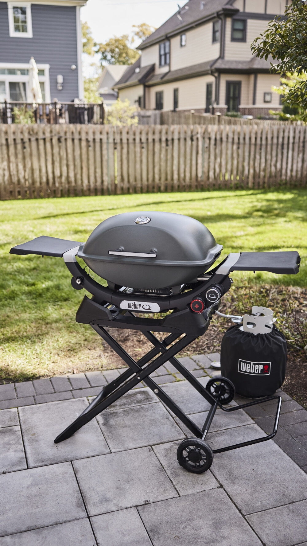 Weber Q2800N+ Gas Grill (Liquid Propane), Charcoal Grey