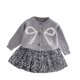 thumbnail image 2 of Conjuntos de blusas y camisas de cuello redondo y manga larga Suéter de punto para niños Cárdigan de flores Top de dos piezas y media falda Conjunto dulce y lindo Conjunto de poliéster para niños, 2 of 9