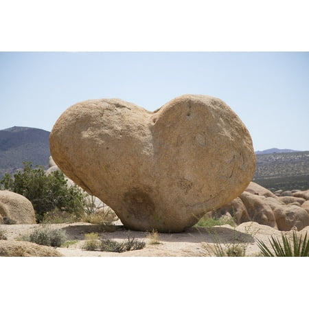 Landscape Boulder - Canvas Print Desert Boulder Heart Rock Landscape Romantic Stretched Canvas 10 x 14
