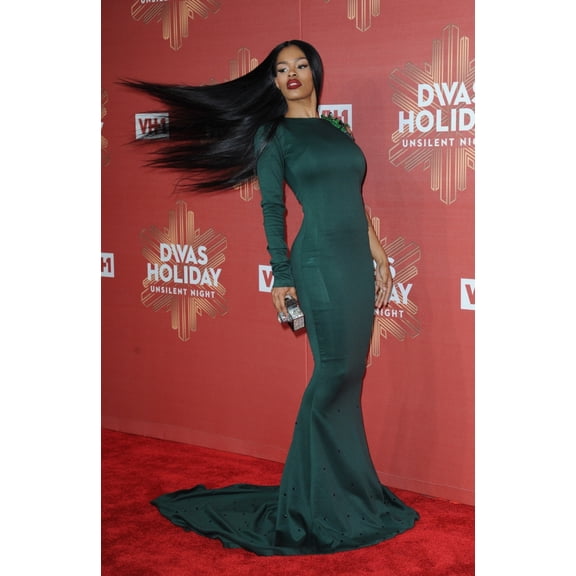 Teyana Taylor At Arrivals For Vh1 Divas Holiday Unsilent Night Concert, Kings Theatre, Brooklyn, Ny December 2, 2016. Photo By Kristin CallahanEverett Collection Celebrity (16 x 20)
