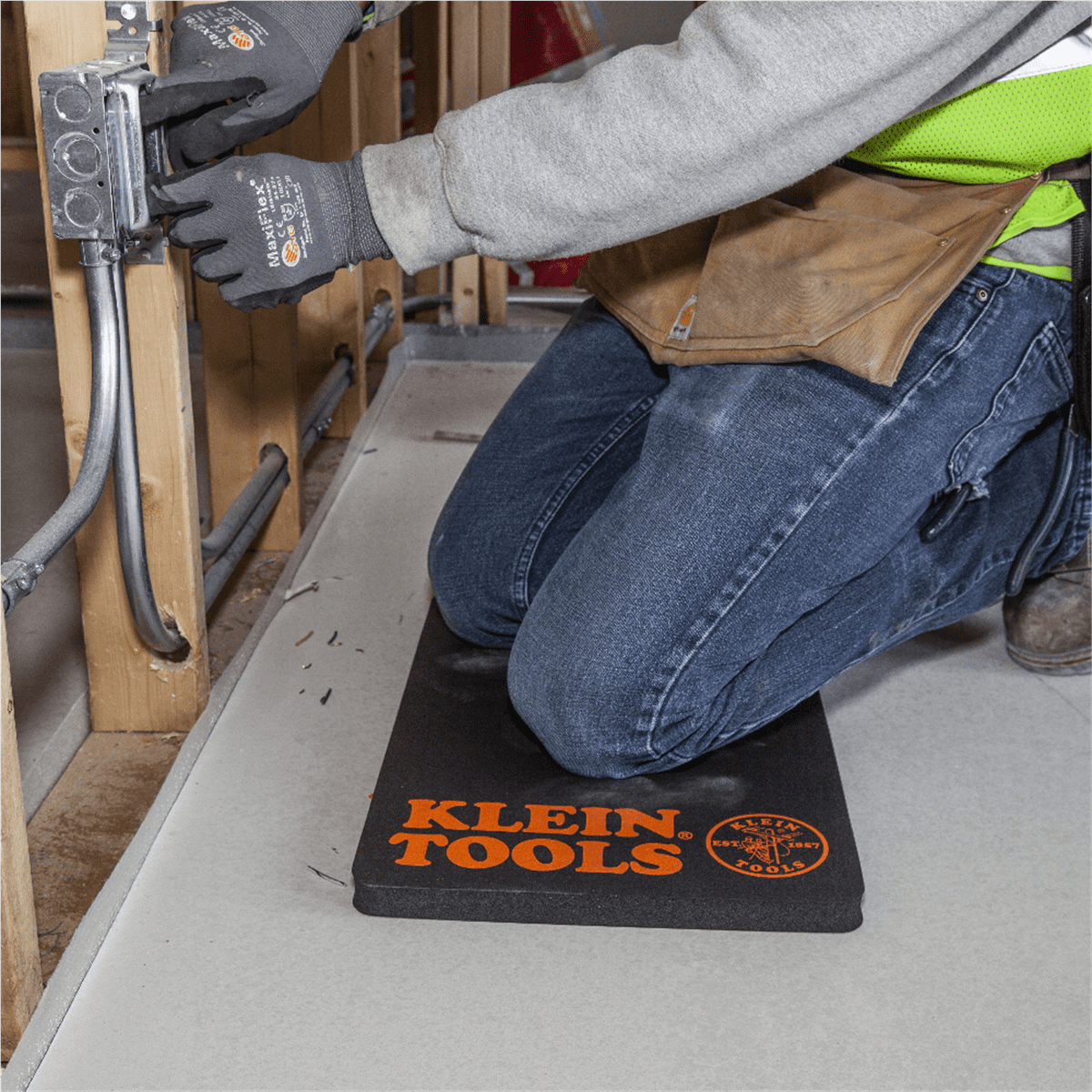 Klein Tools Tradesman Pro Standard Kneeling Pad