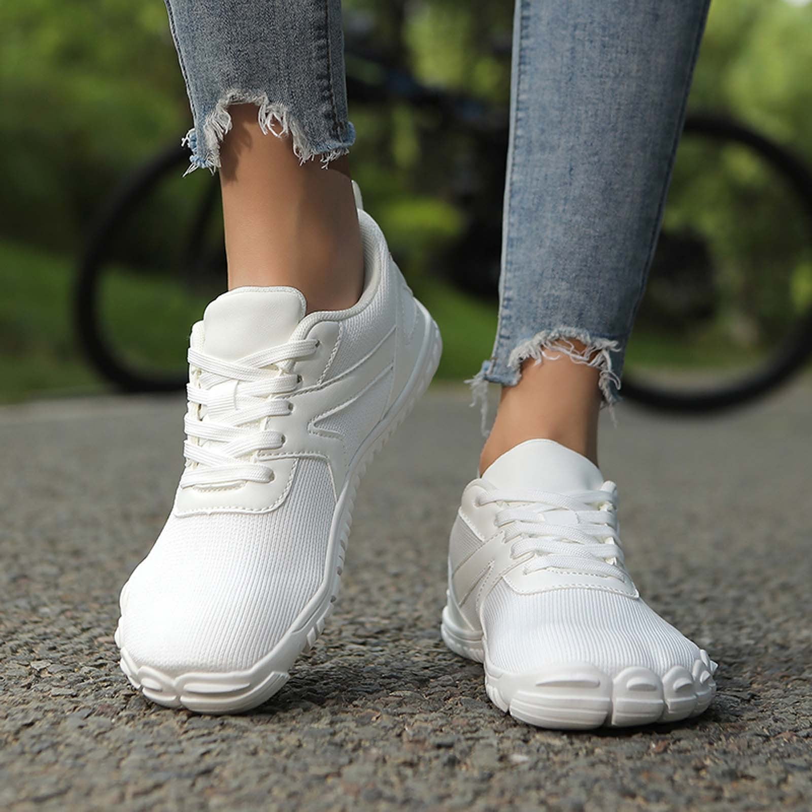Women's Barefoot Shoes Slip-On Sneakers Wide Toe Box Minimalist Shoes for Walking Hiking Trail Running