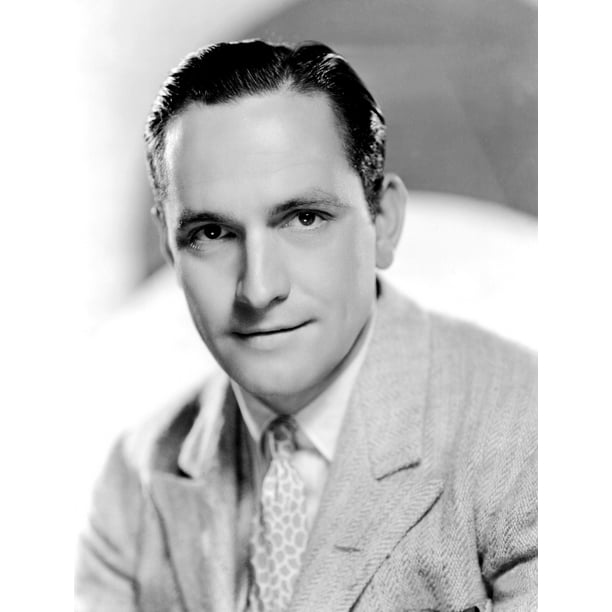 Fredric March Mgm 1934 Photo Print (16 x 20) - Walmart.com - Walmart.com