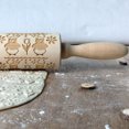 thumbnail image 3 of Rodillo de cocina para pan y galletas, rodillo para masa con talla de pollo y flores, 3 of 6