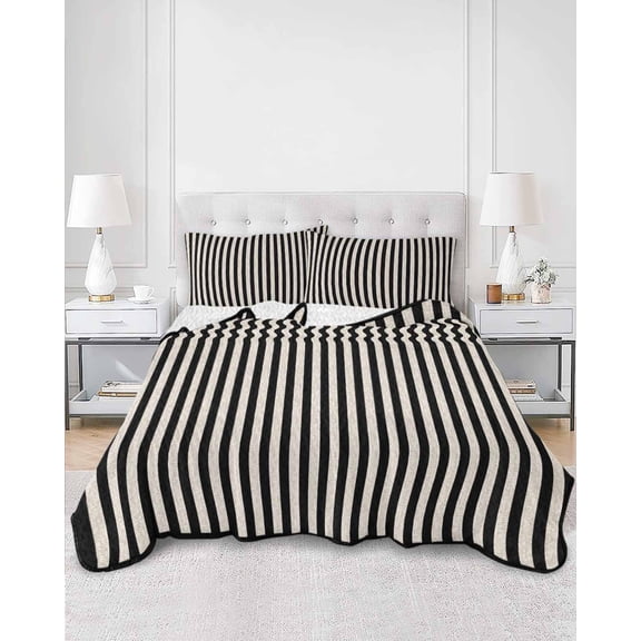 Quilts Twin XL Size, Black Striped Soft Comforter Bedding Set for Bed, Modern Simple Farmhouse Beige Vintage Lightweight Quilted Bedspread with Pillow Cover(2 Pieces) for All Season, 68x98 Inch