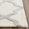 thumbnail image 3 of SAFAVIEH Cambridge Liam Geometric Wool Runner Rug, Ivory/Silver, 2'6" x 18', 3 of 7