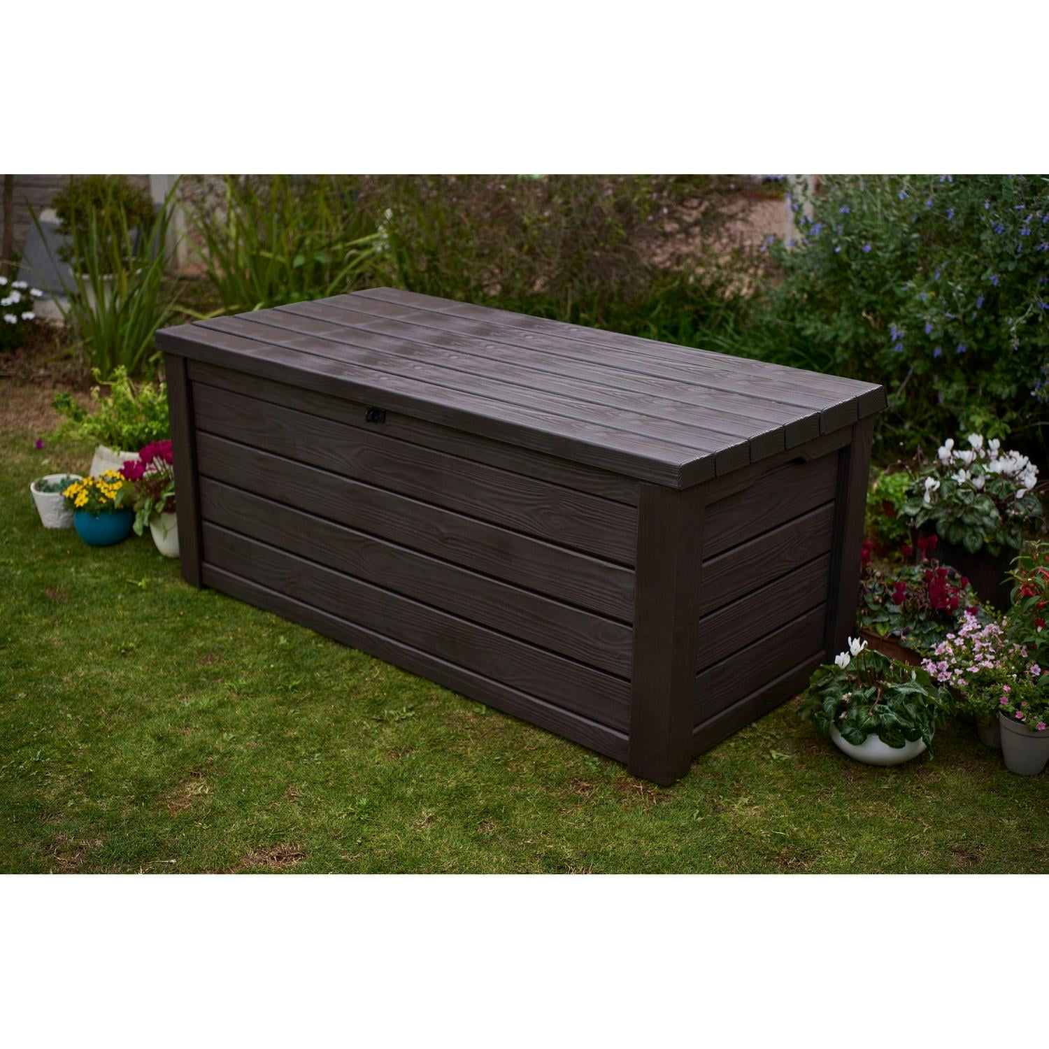 Keter Eastwood Plastic 150gallon Storage Deck Box