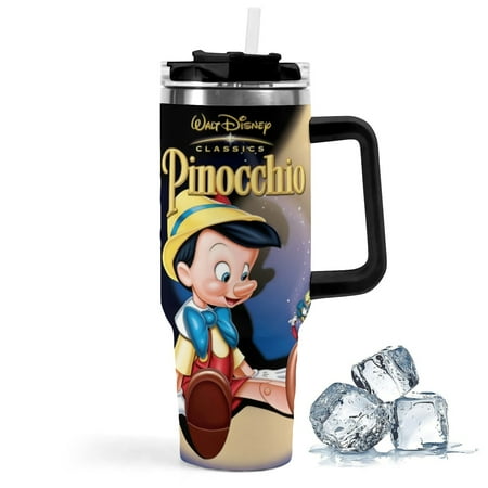 

Pinocchio Large capacity car cup has an iconic print is durable with insulation and features a leak-proof lid. Perfect for fans.