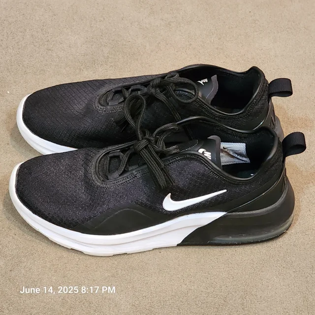 Nike Air Max Motion 2 Shoes Women's Size 8 AO0352-007 Black Running Sneakers