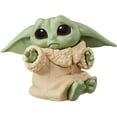 thumbnail image 1 of Star Wars The Bounty Collection The Child Juguetes coleccionables 2.2-Inch The Mandalorian “Baby Yoda” Hold Me Pose Figura, niños de 4 años en adelante, 1 of 9