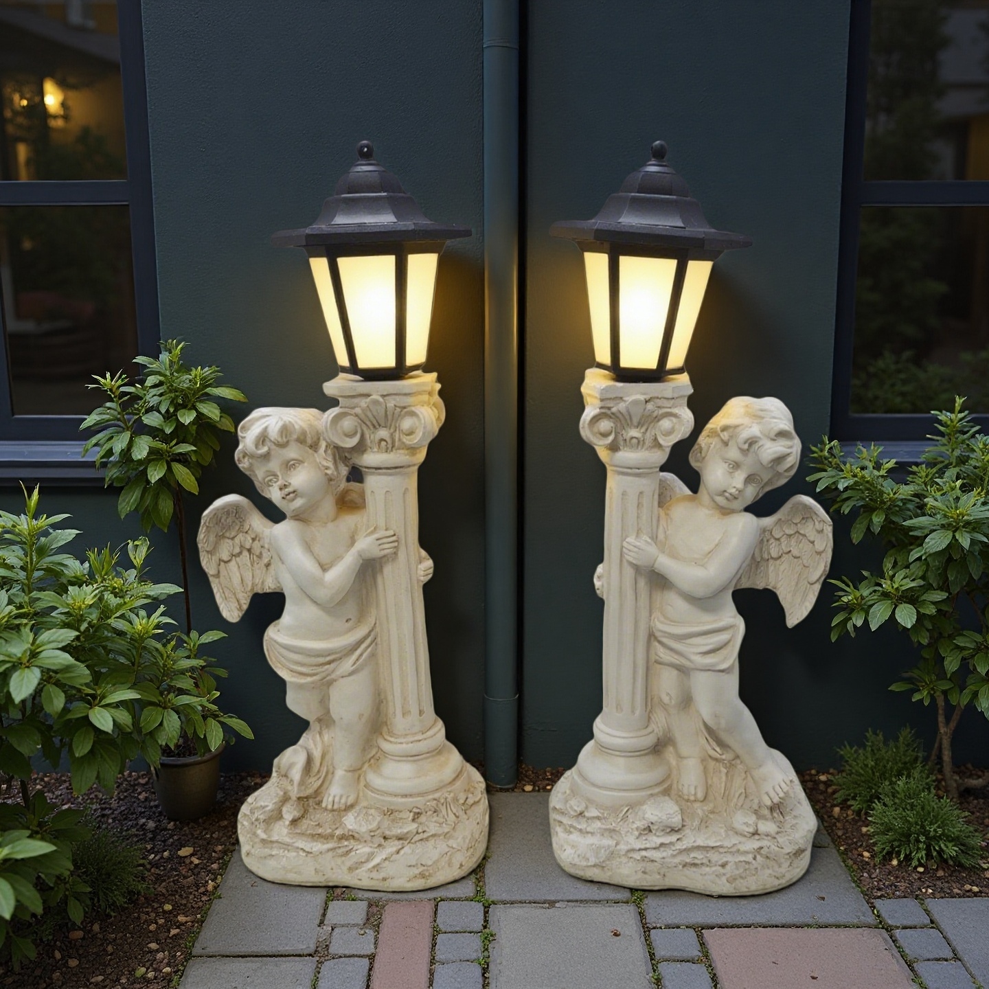 1PC Solar Powered Angel Sculpture, Roman Pillar Angel Garden Sculpture, Indoor And Outdoor Solar Street Lamp Garden Landscape Decoration (Right)