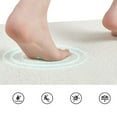 thumbnail image 4 of Cómoda alfombrilla de baño para zonas húmedas, construcción duradera, cómoda alfombrilla de baño antideslizante y duradera, diseño de PVC antideslizante, secado rápido con drenaje, textura de lufa, 4 of 6