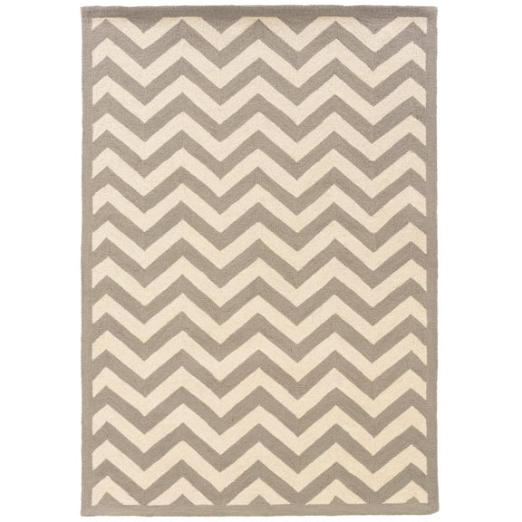 Riverbay Furniture 5' x 7' Hand Hooked Chevron Wool Rug in Gray