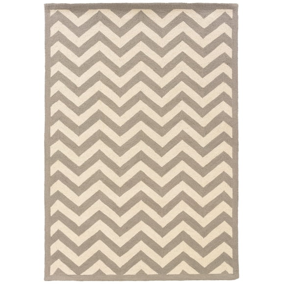 Laysan Home 5' x 7' Hand Hooked Chevron Wool Rug in Grey