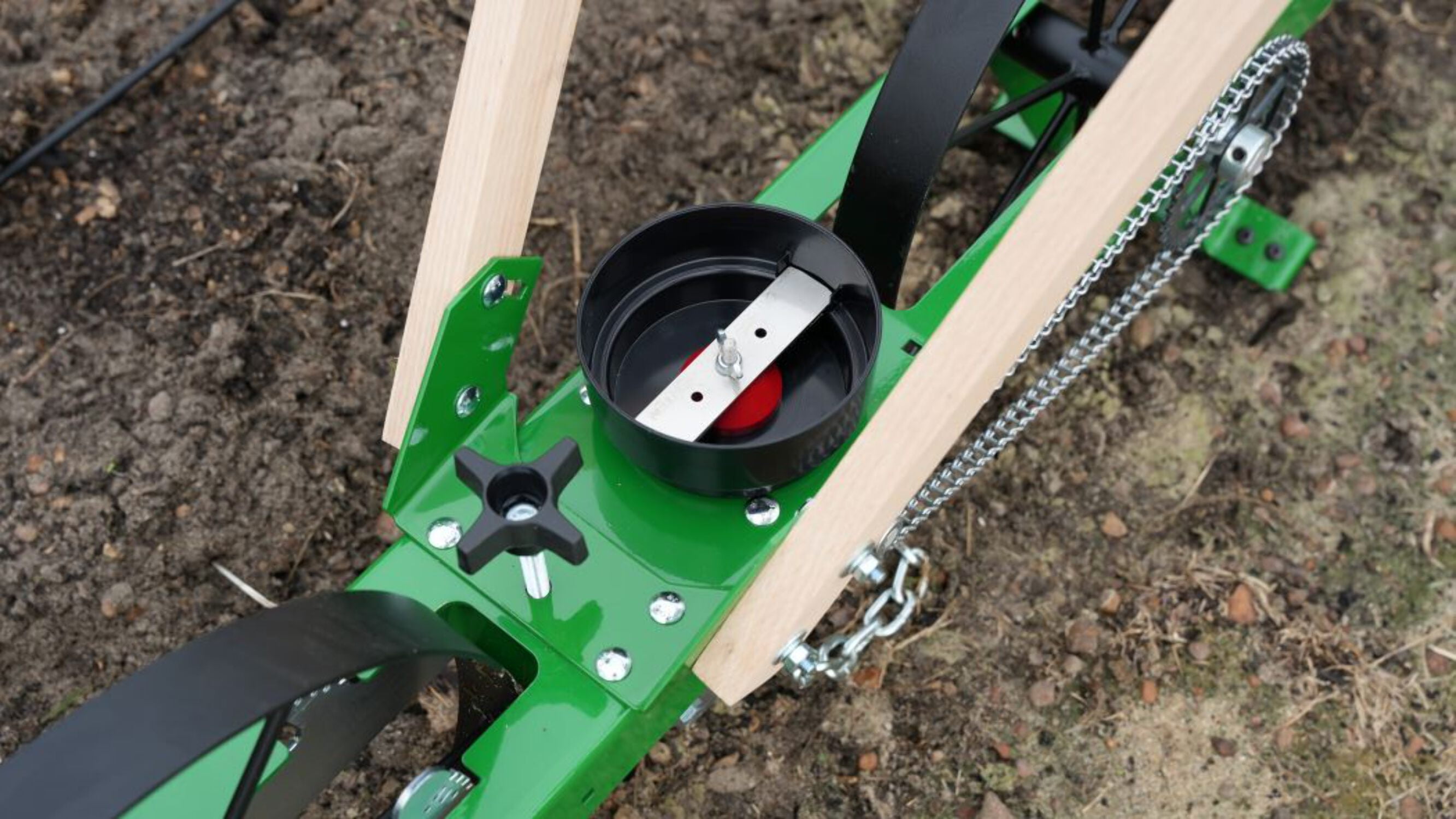 Hoss Garden Seeder | The Most Versatile Walk-Behind Garden Planter -  Walmart.com