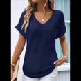 thumbnail image 2 of Camiseta Básica de Corta para Mujer, Informal, de Punto Gofre, con Cuello en V, Color Azul Marino, Talla M, 2 of 4