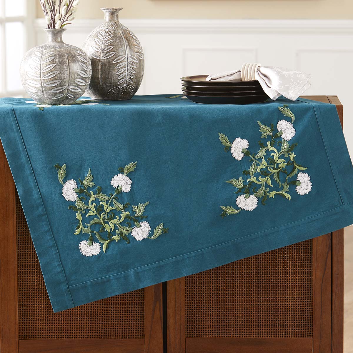 Nob Hill™ Dazzle Table Topper Stamped Embroidery Kit