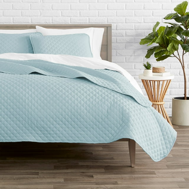 Bare Home Quilt Set - 3 Piece - Diamond Stitched Bedspread Coverlet - Full/Queen, Light Blue