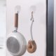 thumbnail image 5 of Fiudx Ganchos Magnéticos, Diseño Adhesivo Fuerte, Instalación Sin Taladros, Material Plástico Resistente, Organizador de Cocina y Baño, Solución para Ahorrar Espacio, Juego de Dos, 5 of 6