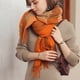 thumbnail image 5 of Bufanda clásica suave Patrón a cuadros Sensación de cachemira Bufanda de invierno lujosa y suave clásica para hombres y mujeres Bufanda cálida Mantón, 5 of 5