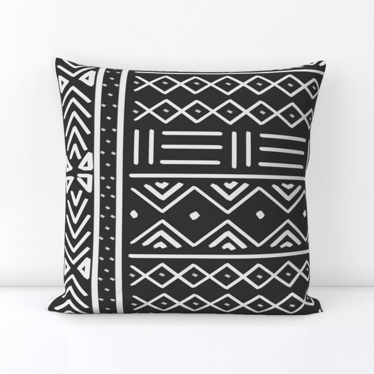 Mudcloth Throw Pillow, Cotton, 18x18, Black & White, Handwoven African  Pillow - Or & Zon