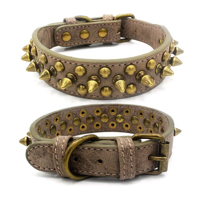 El Potente Collar para Perros con Grandes Tachuelas, Protege el Cuello del Perro de Mordeduras. Se adapta a perros medianos y grandes, 1 pieza