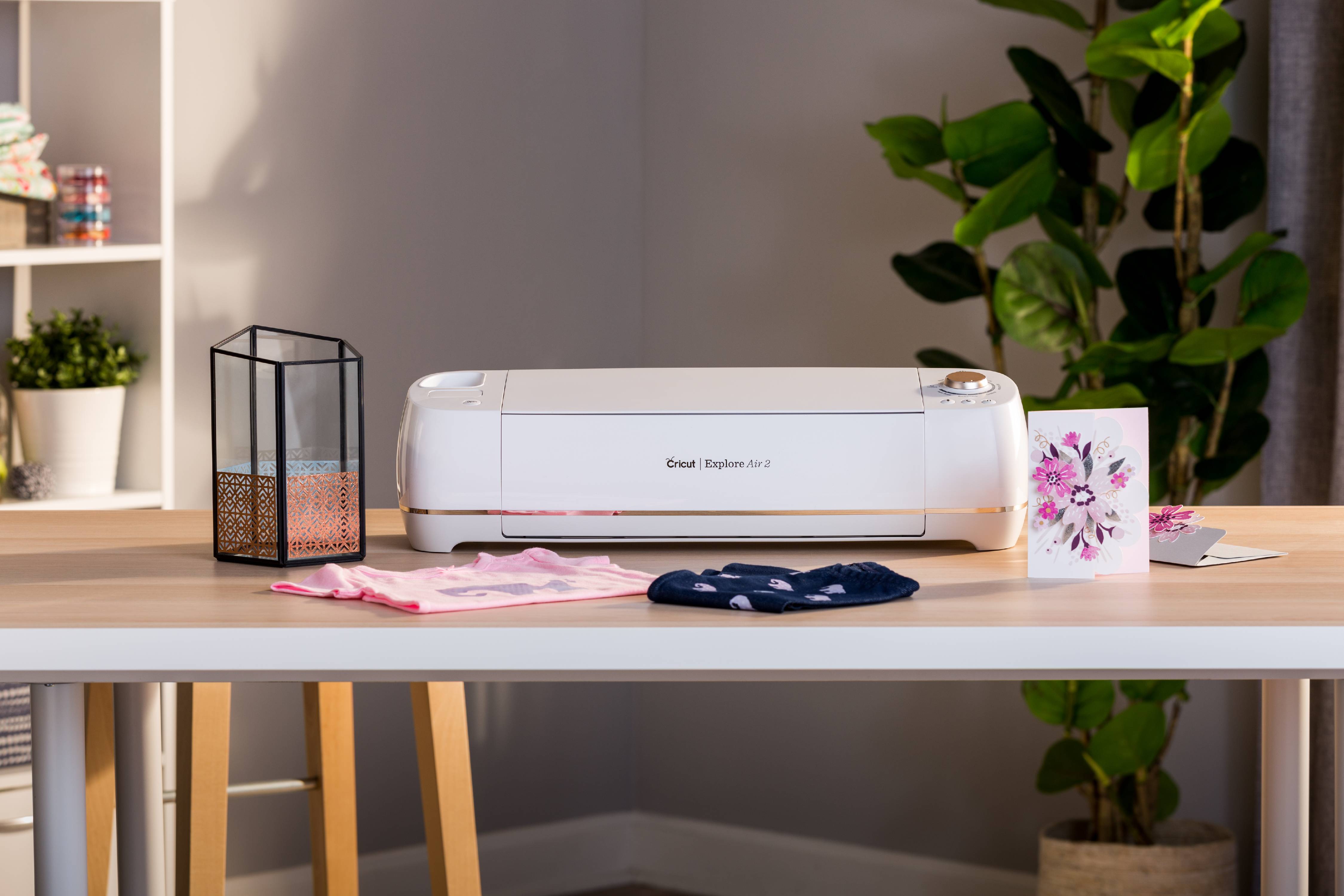 Cricut Explore Air 2 Daybreak Machine