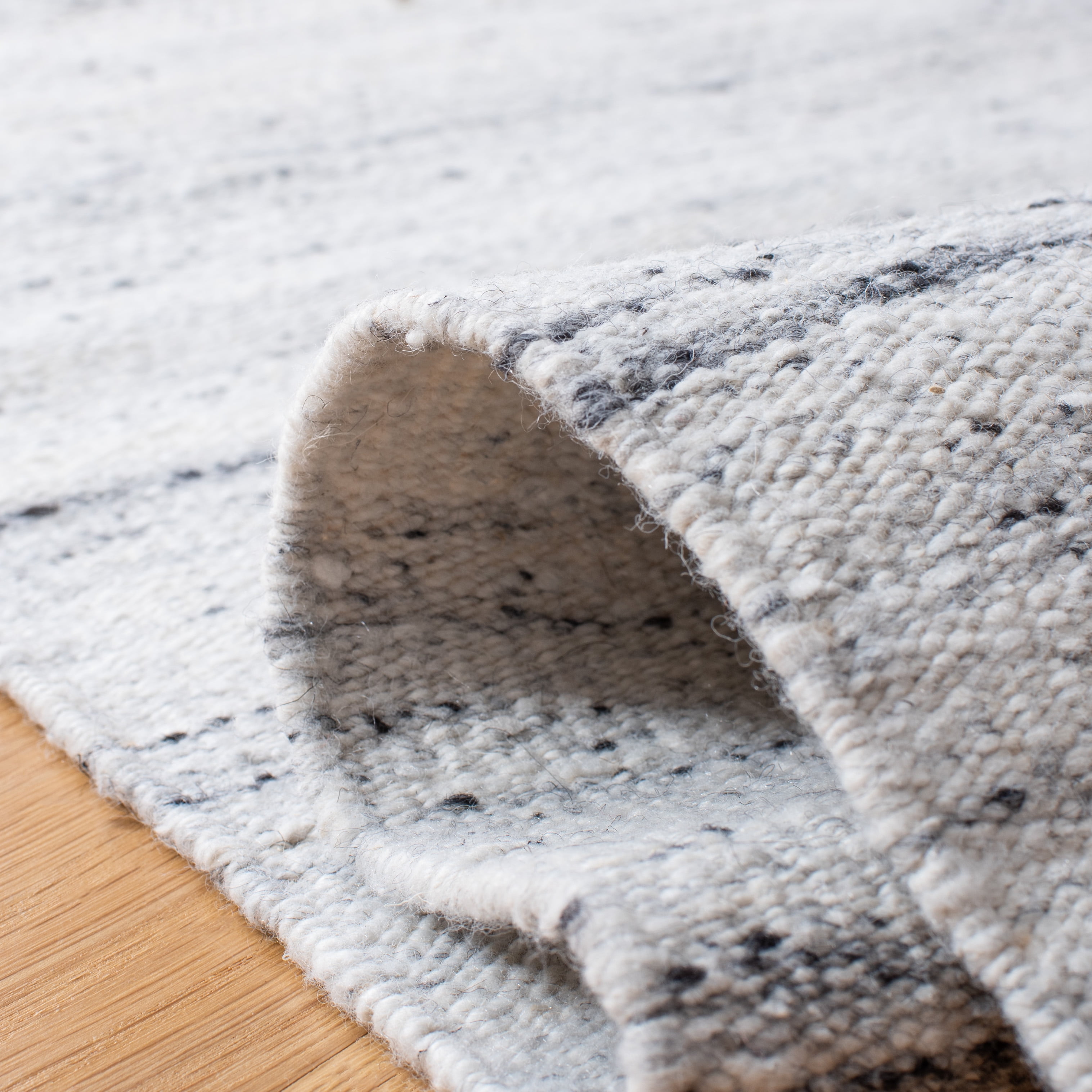 SAFAVIEH Kilim Russell Striped Area Rug, Ivory/Grey, 8' x 10'