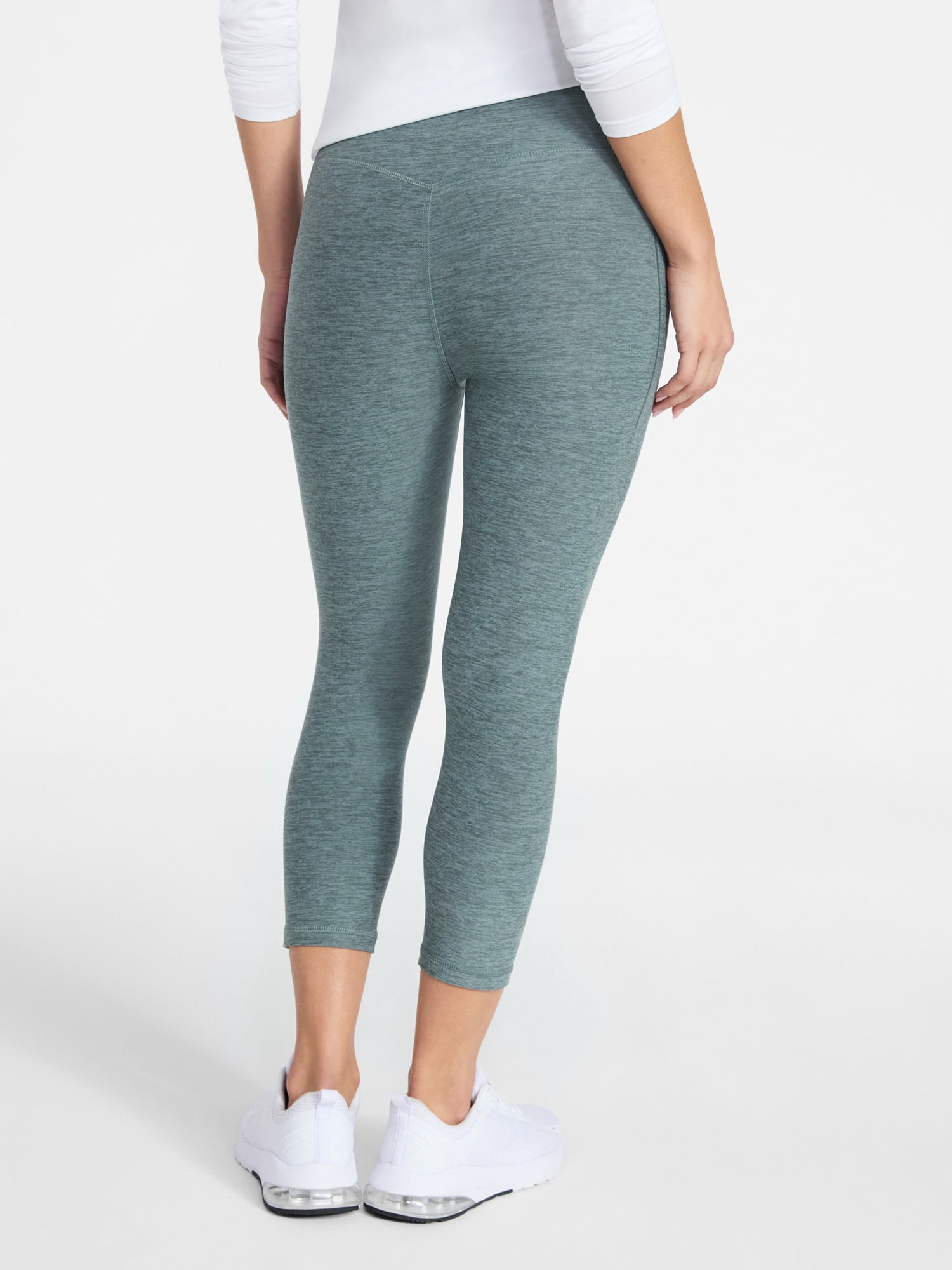 Athletic Works Women's ButterCore Capri Leggings with Pockets, Sizes XS-XXL