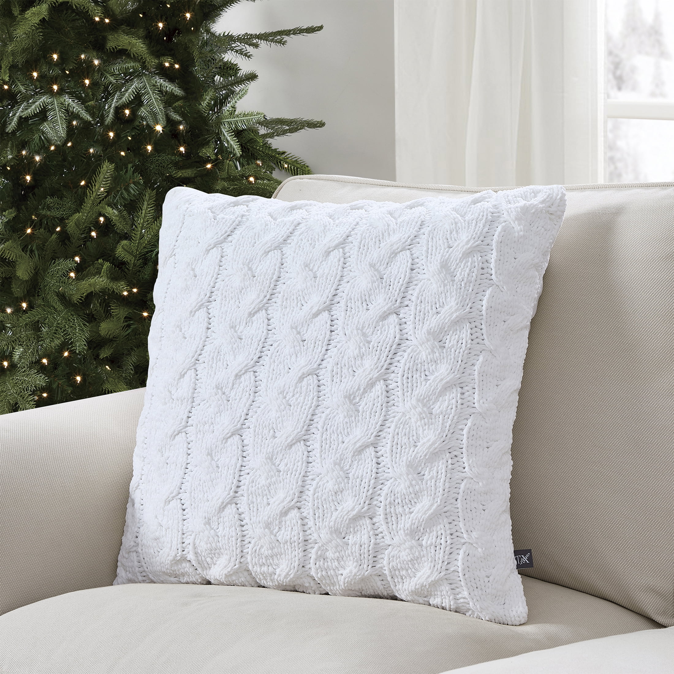 My Texas House Monte 20 in x 20 in Bright White Chenille Cable Knit Decorative Pillow