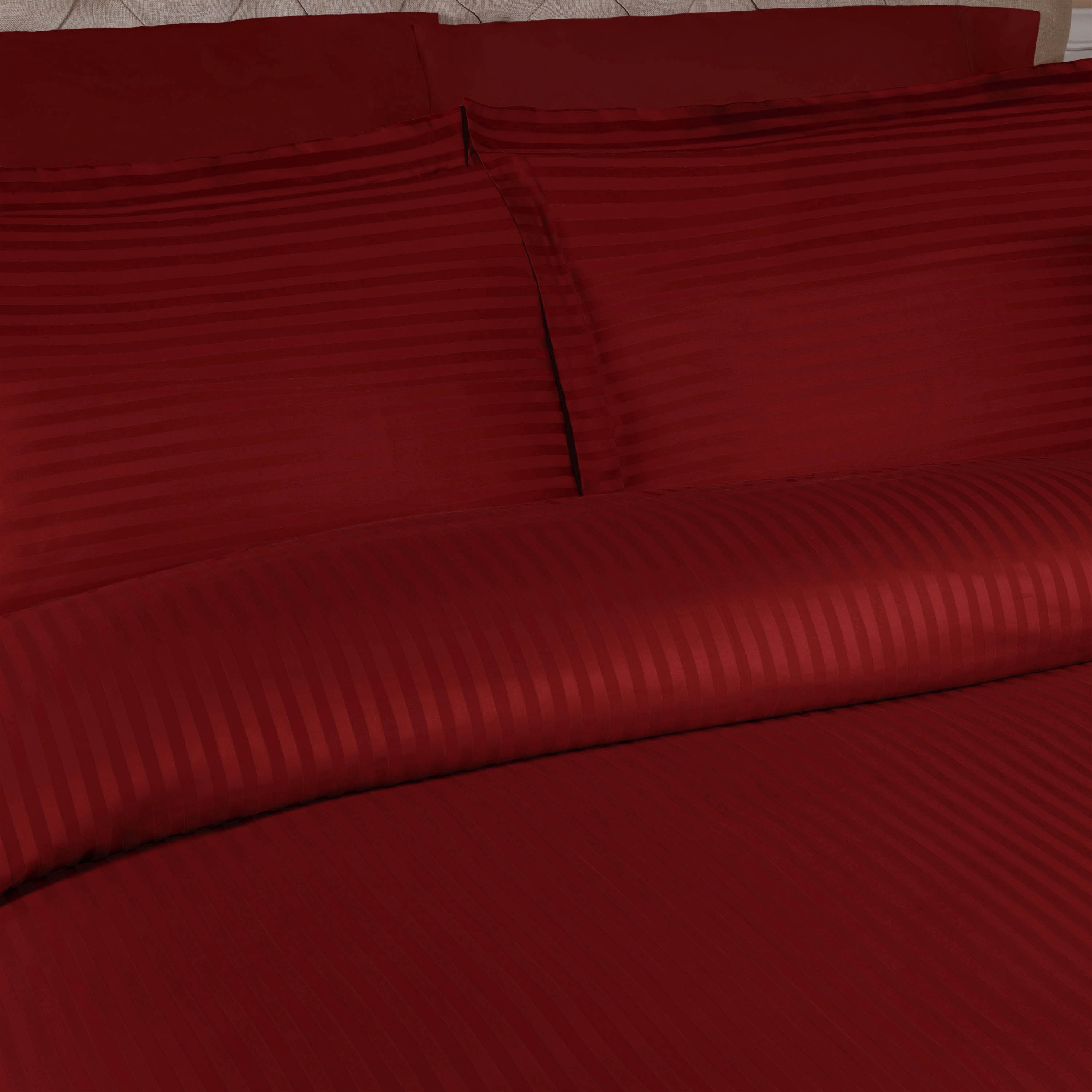 BNM 300 Thread Count Egyptian Cotton Duvet Cover, King/ California King, Burgundy