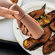 thumbnail image 4 of Juego de molinillos de sal y pimienta de madera, juego de molinillos de sal y pimienta de madera de acacia, molinillos recargables, 4 of 5