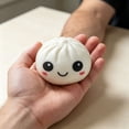 thumbnail image 4 of Pelota antiestrés con forma de bollo al vapor, suave y apretable: un adorable juguete sensorial para aliviar la ansiedad, masa descompresora de crecimiento lento para niños y adultos., 4 of 6