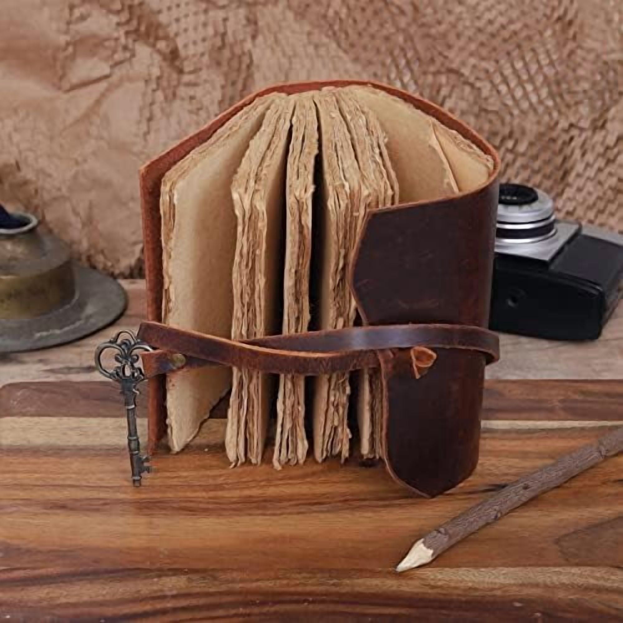 Leather Journal for Women Men, Deckle Edge Paper Leather Notebook of 180 GSM, Book of Shadows Journal Blank, Leather Bound Journal diary (Brown)