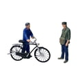 thumbnail image 3 of 1:64 Modelo masculino de bicicleta y figuras Conjunto de resina Modelo de casa de muñecas para mesa de Escena Hutong Diseño de estación de tren, 3 of 9