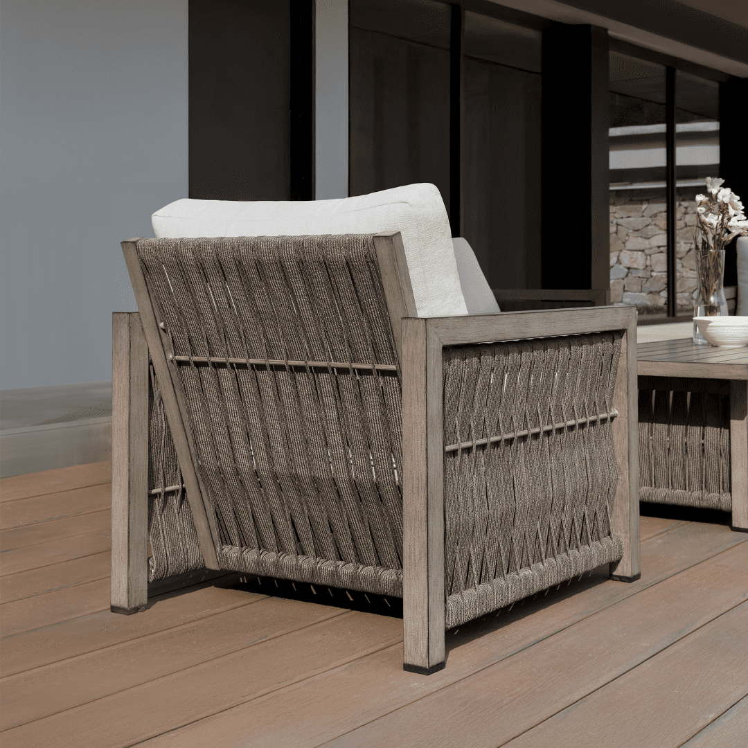 1-Seater Oversize Rope Weave Outdoor Sofa, Ergonomic Cushions, Rust-Proof Hand-Brushed Aluminum Frame
