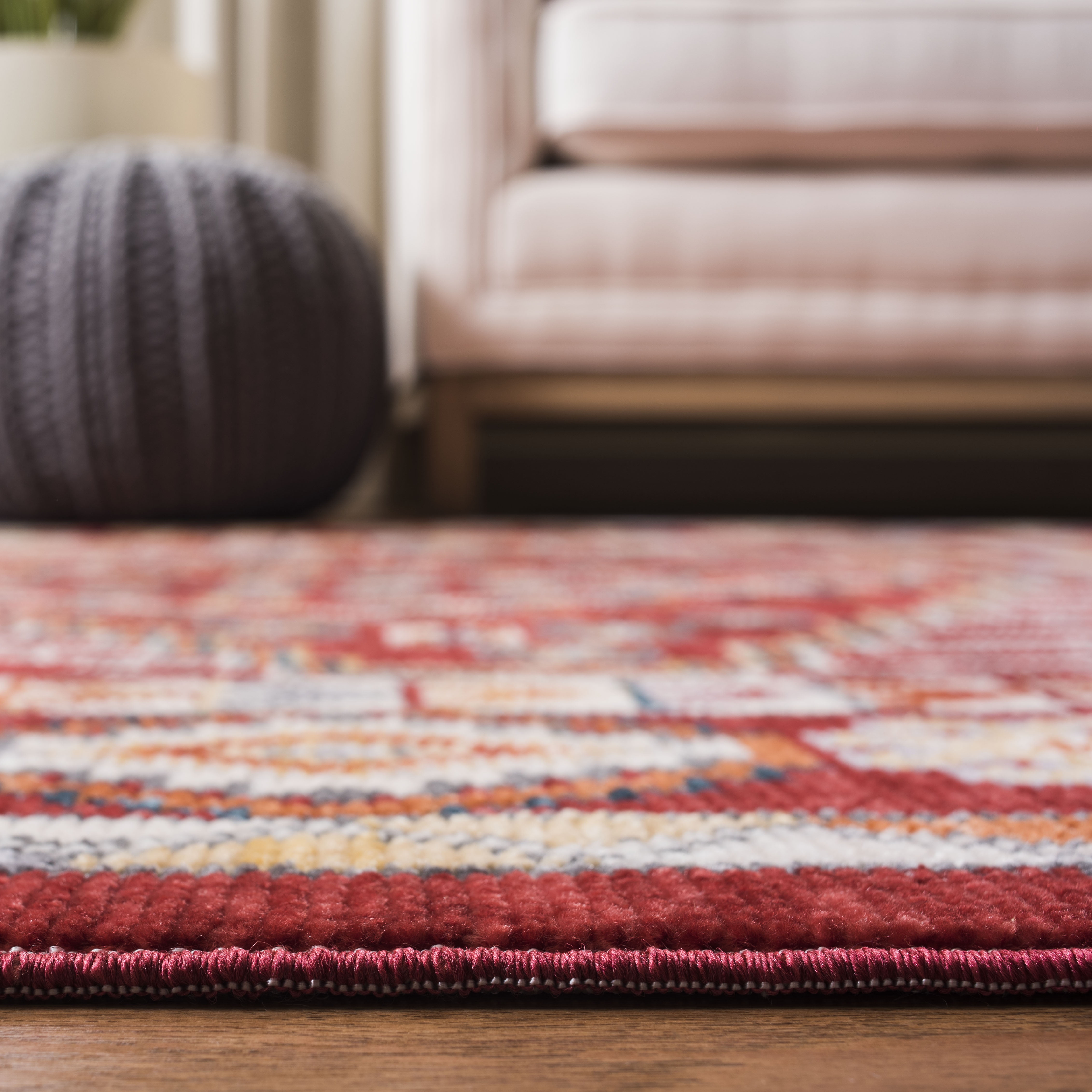 Safavieh Farmhouse Bloom Southwestern Runner Rug, Red/Ivory, 2'1" x 6'