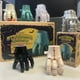 thumbnail image 2 of Original 52toys Super Activation Magpie Pick Fun Odd Hands Mobile Mechanical Hands hecho a mano moderno adorno de juego regalo, 2 of 5