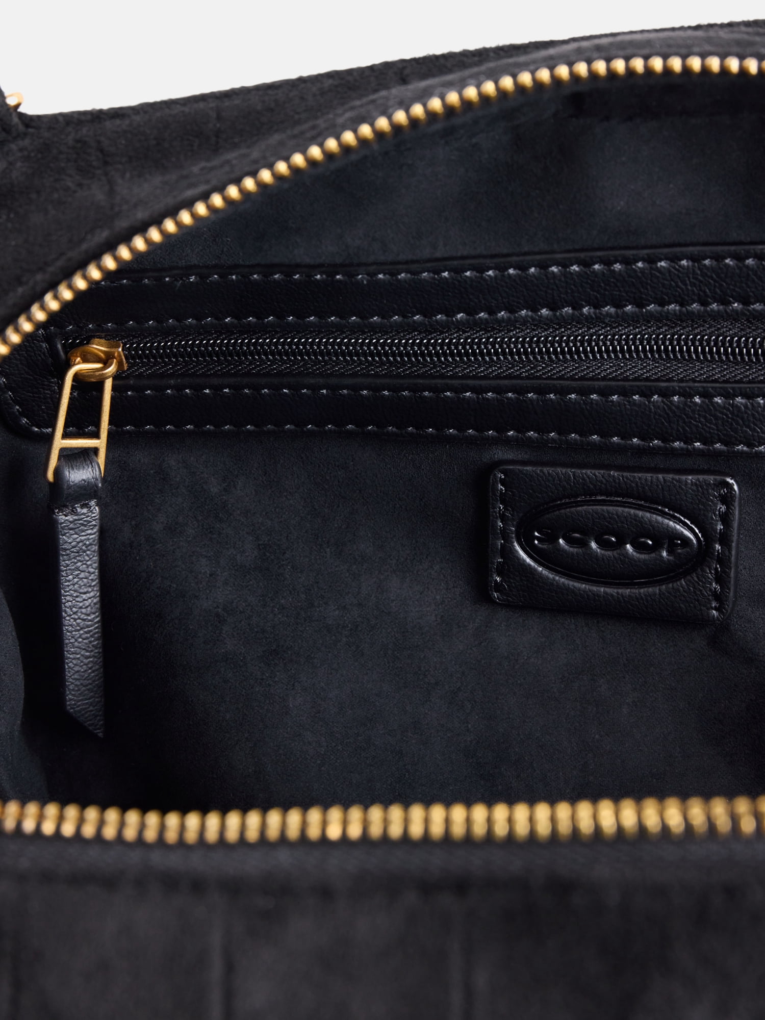 Scoop Women's Faux Croc Chain Shoulder Bag, Black Croc