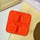 thumbnail image 5 of Pastel de calabaza de Halloween para postres. Diseño con cara aterradora. Molde para hornear. Molde para gelatina. Silicona reutilizable., 5 of 6