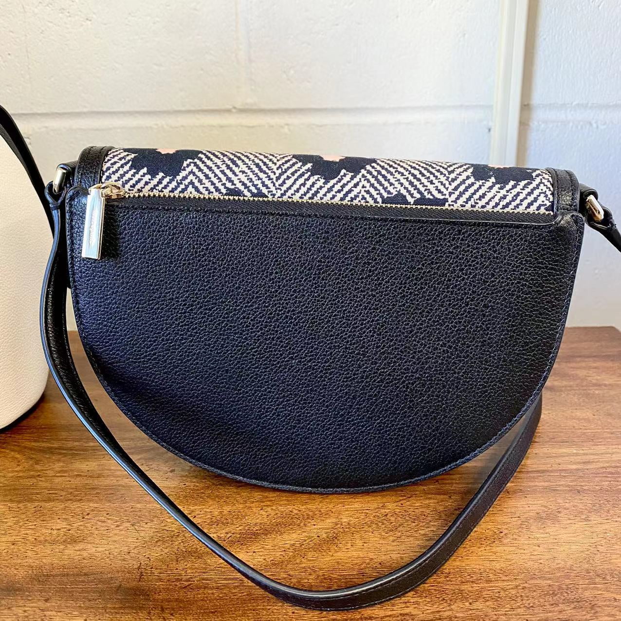 Kate Spade New York Luna Crescent Colorblock Flap Crossbody Bag (Black Multi)