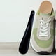 thumbnail image 5 of Calzador portátil | Sacazapatos ergonómico de plástico curvo para niños y adultos | Mango antideslizante, fácil de poner y quitar | Compacto y ligero para viajes y uso doméstico, 5 of 5