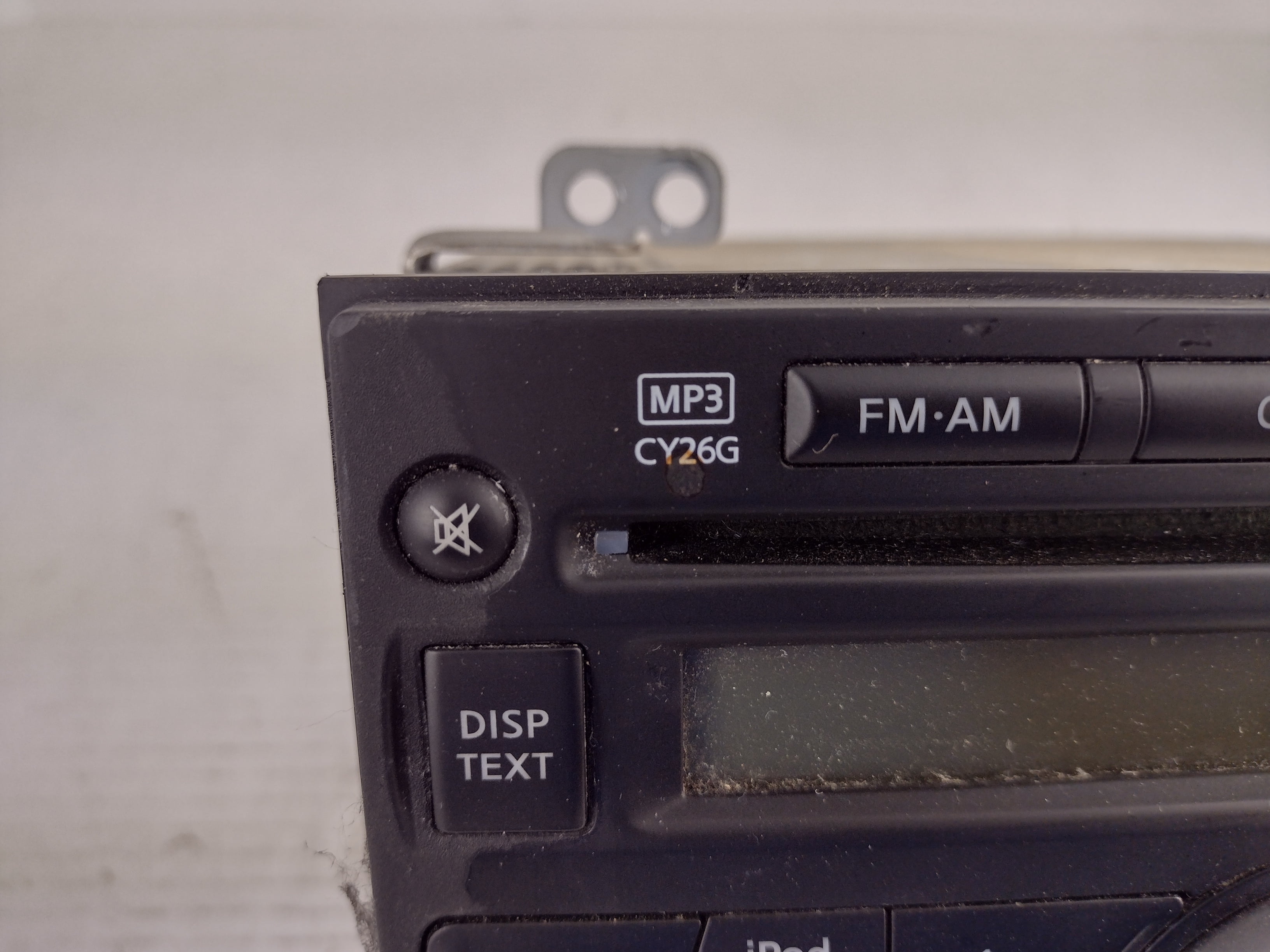 Pre-Owned 11 12 13 14 15 Nissan Rogue AM FM CD Radio Receiver OEM - Verify Specific Vehicle Fitment In Description - (Good)
