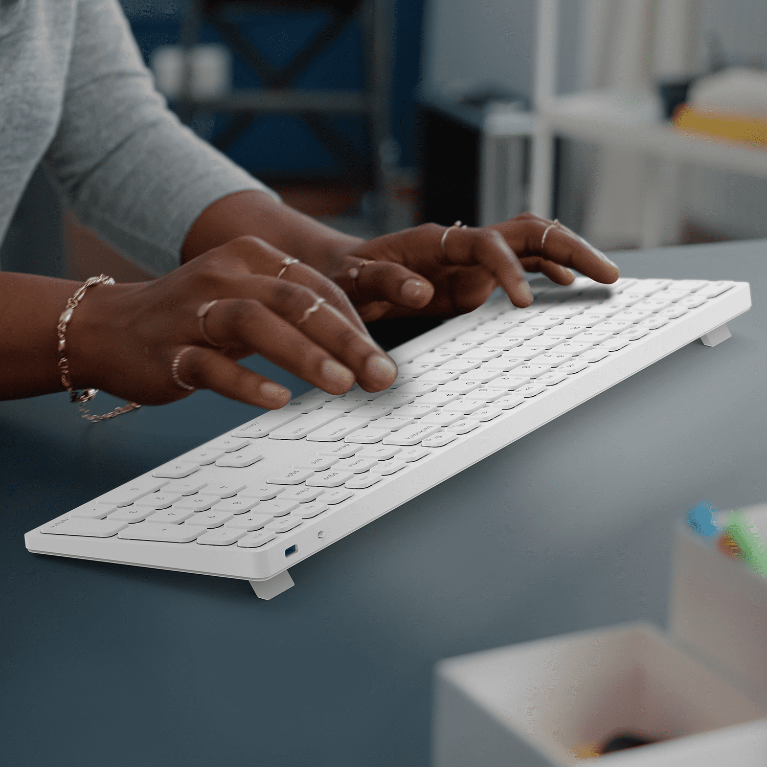 Wireless Bluetooth Keyboard for Mac OS Devices – QWERTY Layout, Scissor Keys Precise Typing, Rechargeable Battery, 80 Days Extra-Long Working Time, Compatible with iMac/MacBook Pro/Mac Mini or iPad