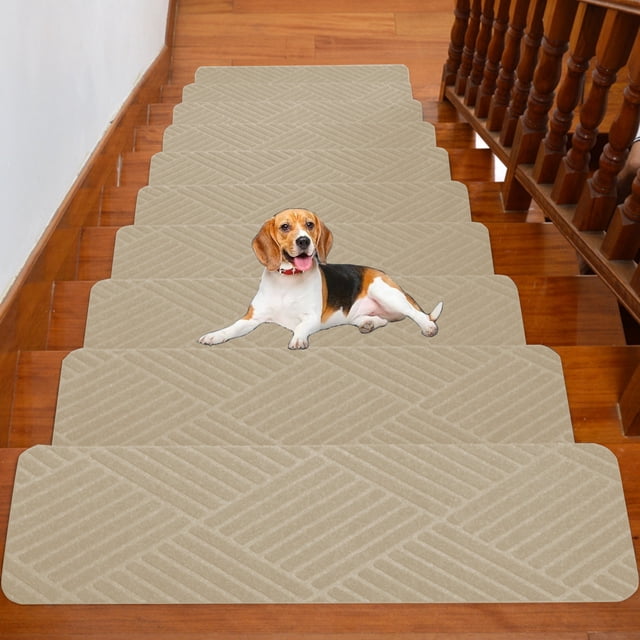 COM1950s Self-Adhesive Stair Tread with TPR Backing, Diagonal Stripe Non-Slip Mat, Cut-to-Fit Plush Step Cover