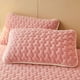 thumbnail image 5 of Funda de almohada de terciopelo de leche espesa, cálida y suave, ideal para otoño e invierno. Funda de almohada individual para adultos, extragrande, ideal para dormitorio., 5 of 6